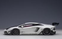 AUTOart  Lamborghini Lamborghini Aventador LB Works - METALLIC WHITE  - White
