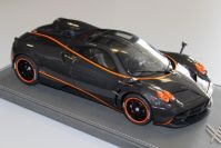 BBR Models  Pagani Pagani Huayra Japan Edition - FULL CARBON / ORANGE- #01/50 Carbon Fibre