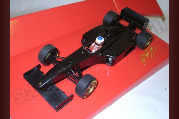 Minichamps 1998 - Ferrari F300 - M.Schumacher - Test Car