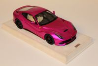 MR Collection 2012 Ferrari Ferrari F12 Berlinetta - PINK FLASH - Pink Metallic