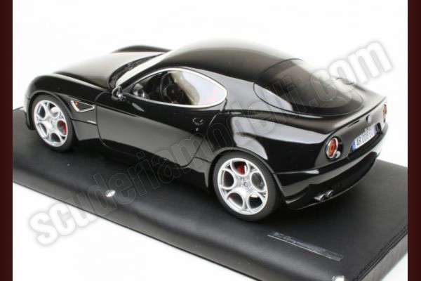 MR Collection Alfa Romeo 8C Competizione Coupé - Scuderiamodelli