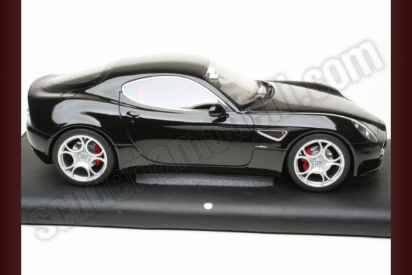 Alfa Romeo 8C Competizione – Bburago 1/18 – Rare, Rouge, Dans Sa Boîte D'origine