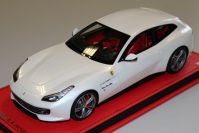 MR Collection 2016 Ferrari Ferrari GTC4 LUSSO - BIANCO ITALIA - White