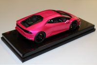 MR Collection  Lamborghini Lamborghini Huracán - PINK FLASH - #01/33 Pink Flash