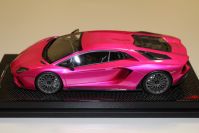 MR Collection  Lamborghini Lamborghini Aventador S - PINK FLASH / TITANIUM - #01 Pink Flash