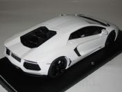 MR Collection 2011 Lamborghini Lamborghini Aventador LP700-4 - CANOPUS WHITE - Canopus White Matt