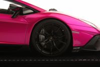 MR Collection 2013 Lamborghini Lamborghini Aventador LP720-4 - PINK FLASH - Pink Flash