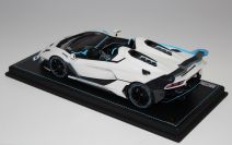 MR Collection  Lamborghini Lamborghini SC20 - WHITE GLOSS - White / Blue